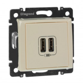 Розетка USB двойная Legrand Valena 774170 слоновая кость