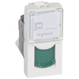 Розетка RJ45 UTP кат.6a с зеленой шторкой Legrand Mosaic 076526 белая